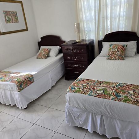 Paradise Palms Jamaica Vacation Rental Montego Bay Dış mekan fotoğraf