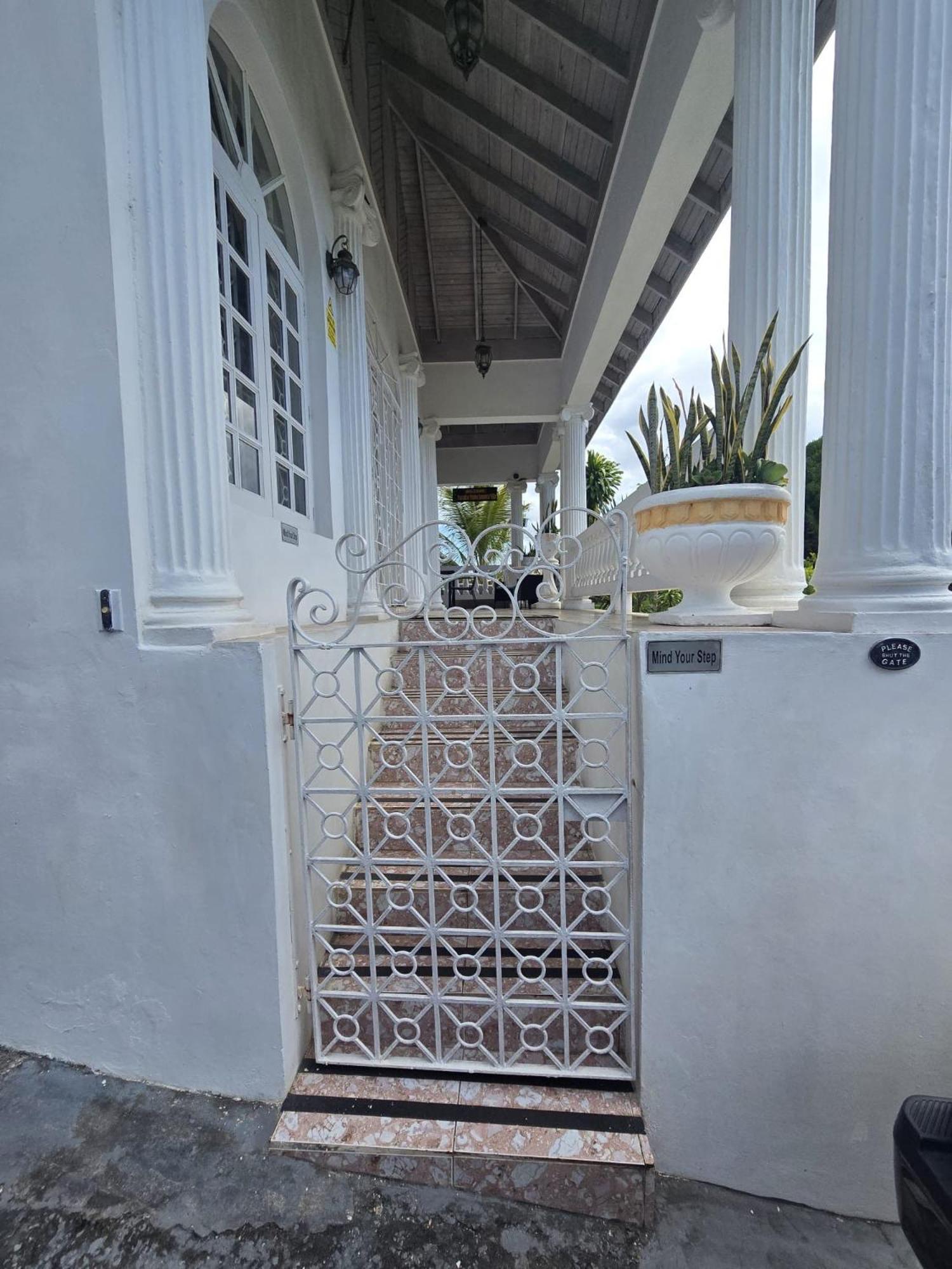 Paradise Palms Jamaica Vacation Rental Montego Bay Dış mekan fotoğraf