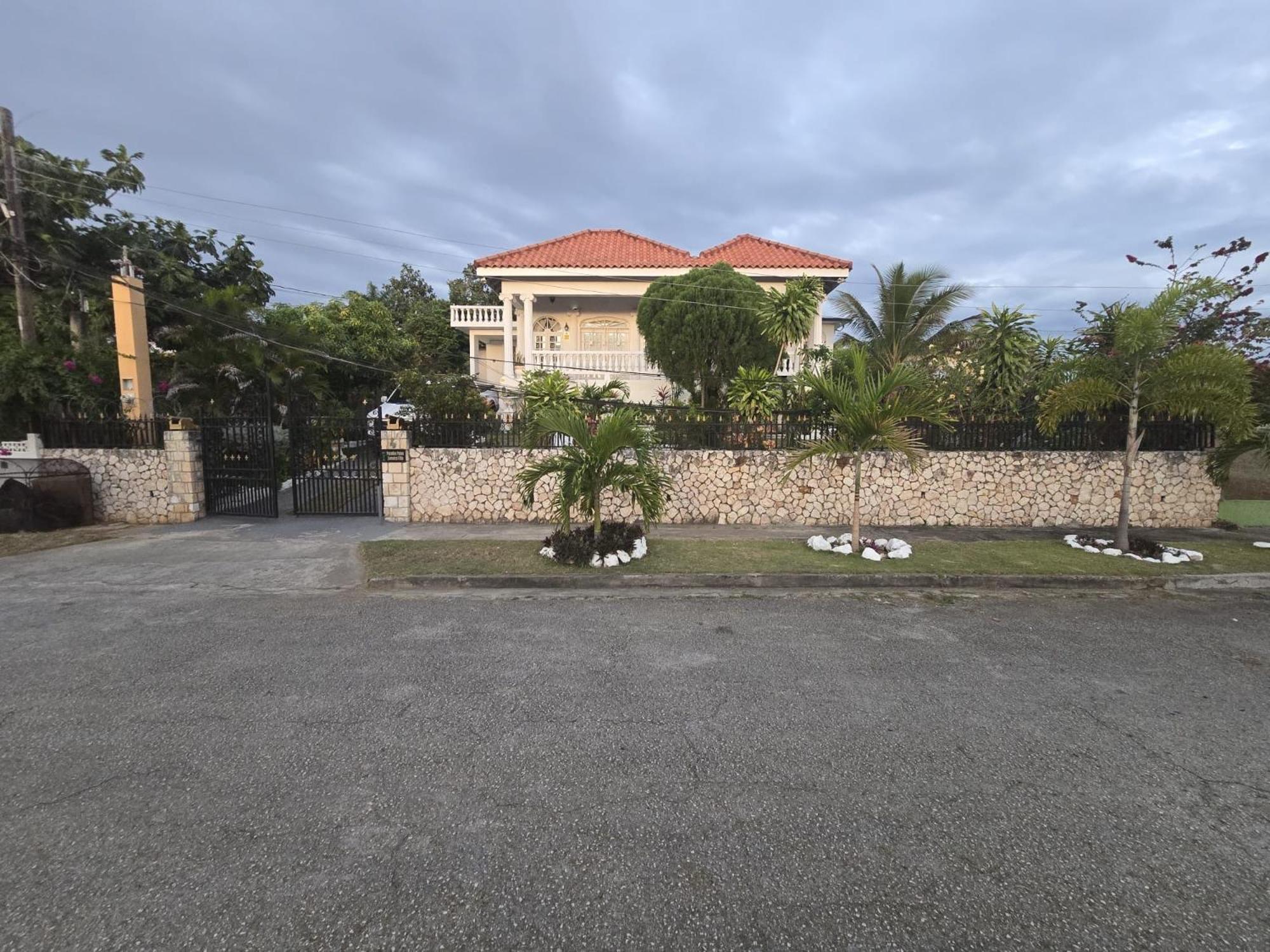 Paradise Palms Jamaica Vacation Rental Montego Bay Dış mekan fotoğraf