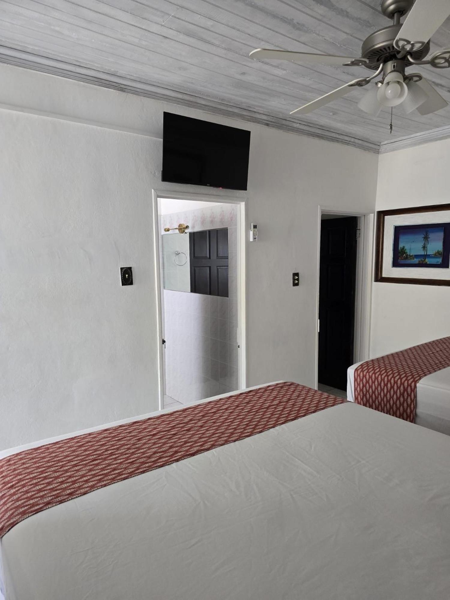 Paradise Palms Jamaica Vacation Rental Montego Bay Dış mekan fotoğraf